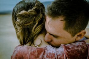 peur d’aimer pleinement et blocages émotionnels en amour